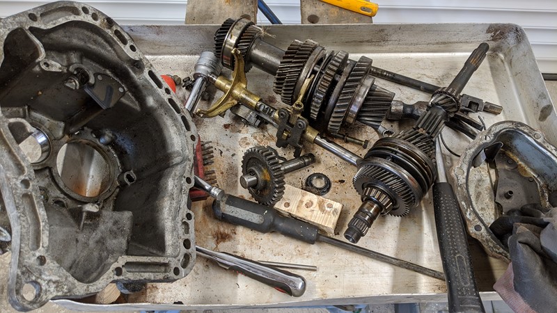 erm, how does this gearbox go together?
