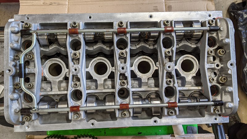 Oil supply bars re-installed in the cylinder head